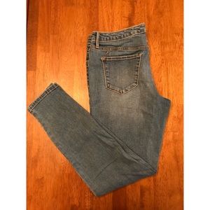 Mossimo mid-rise jegging, medium wash